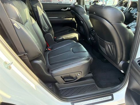Used 2023 Hyundai Palisade Calligraphy image 15