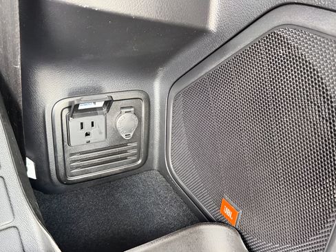 Used 2019 Toyota 4Runner Limited AWD/4WD image 42