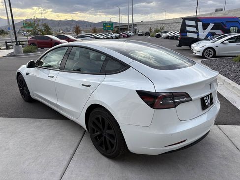 Used 2022 Tesla Model 3 Long Range AWD/4WD image 6