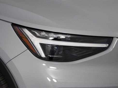 New 2025 Volvo XC40 B5 Plus w/ Protection Package Premier image 14