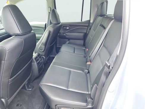 Certified 2023 Honda Ridgeline RTL image 32