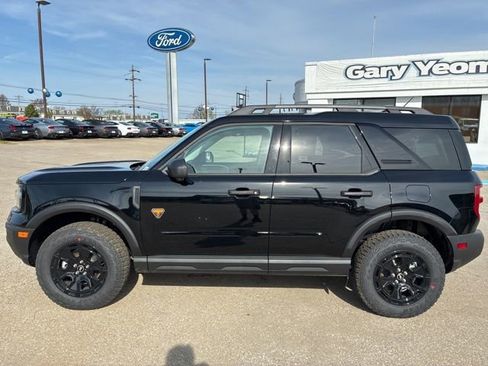 New 2026 Ford Bronco Sport Badlands w/ Sasquatch Badlands Package AWD/4WD image 2