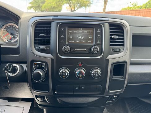 Used 2018 RAM 1500 Express RWD image 17