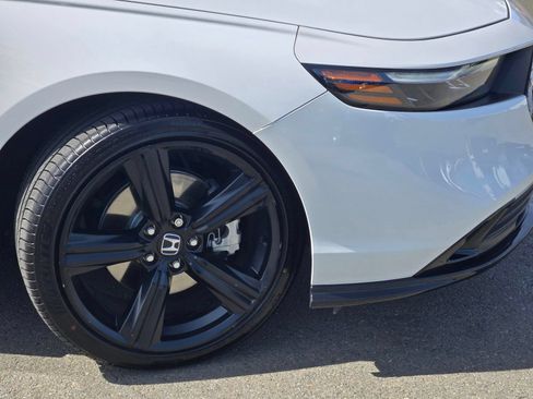 Certified 2025 Honda Accord Sport image 9