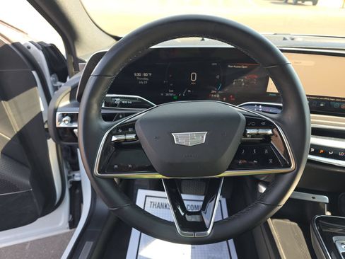 Used 2024 Cadillac Lyriq Tech RWD image 25