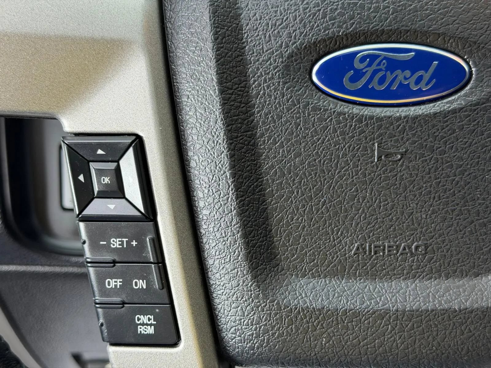 Used 2017 Ford Expedition EL Limited RWD image 35