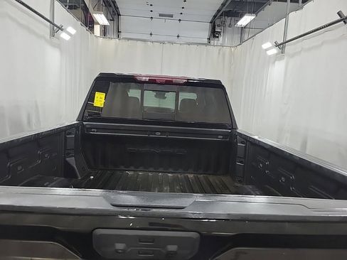 Used 2024 GMC Sierra 2500 Denali w/ Denali Reserve Package image 17