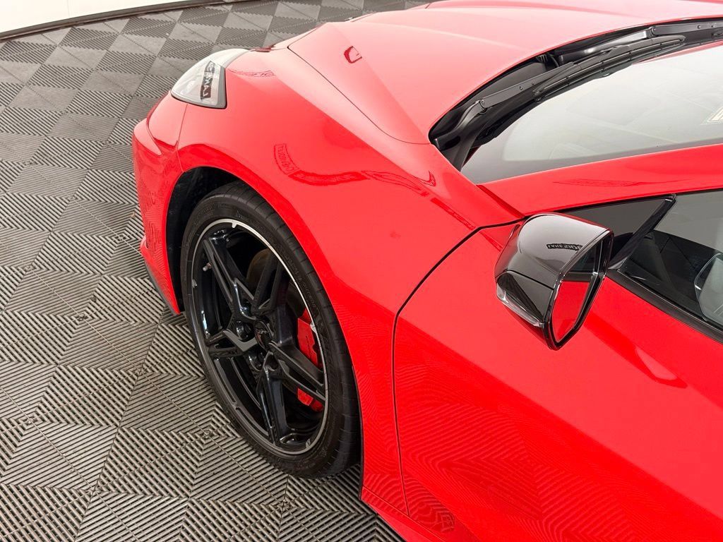 Used 2020 Chevrolet Corvette Stingray Preferred Cpe w/ 2LT Preferred Equipment Group RWD image 11