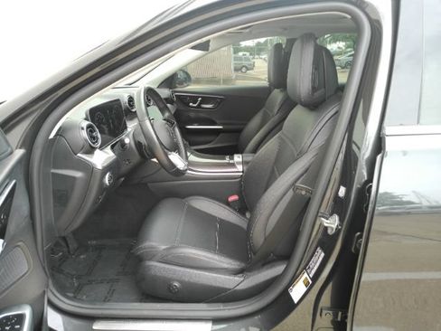 Used 2022 Mercedes-Benz C 300 Sedan image 15