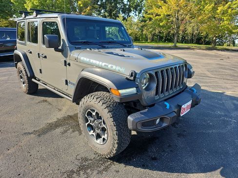 Used 2023 Jeep Wrangler Unlimited Rubicon 4xe w/ Cold Weather Group AWD/4WD image 7
