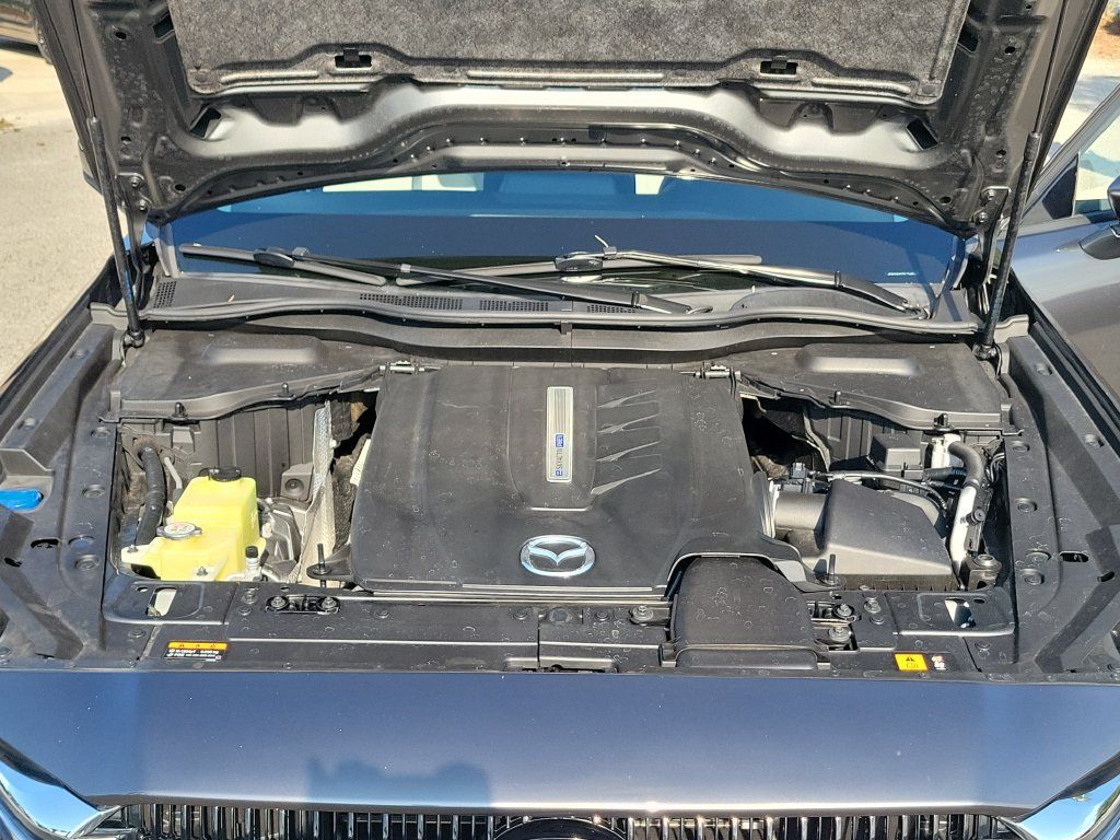 Used 2024 MAZDA CX-90 Plug-In Hybrid w/ Preferred AWD/4WD image 42
