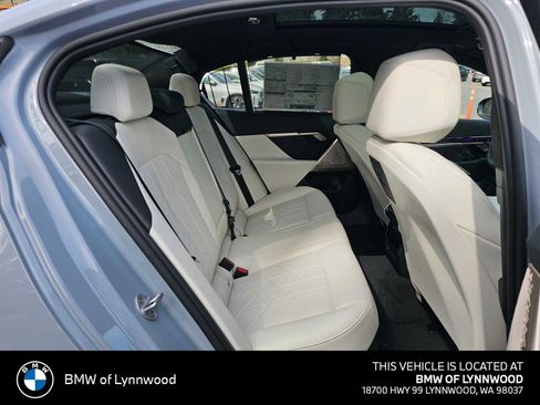 New 2026 BMW 540i xDrive w/ Executive Package AWD/4WD image 12