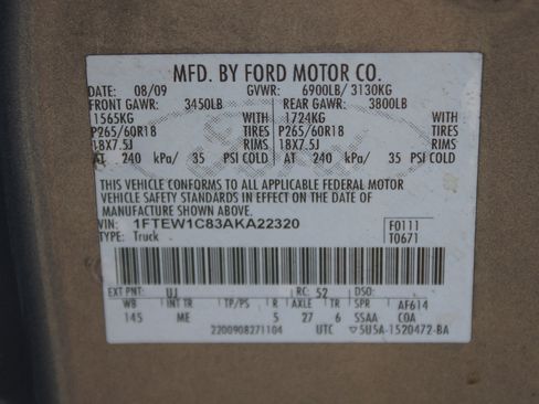 Used 2010 Ford F150 XLT image 17