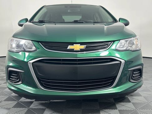 Used 2018 Chevrolet Sonic LT w/ Convenience Package image 3