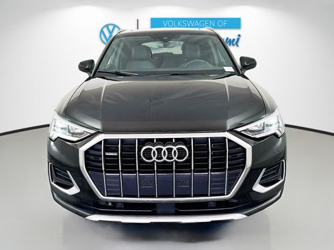 Used 2019 Audi Q3 2.0T Premium Plus image 2