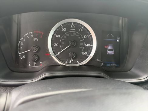 Used 2021 Toyota Corolla LE FWD image 33