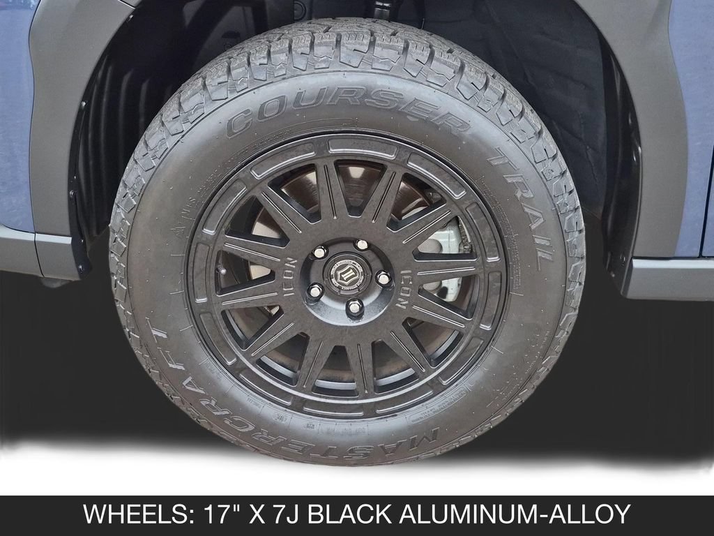Used 2025 Subaru Outback Premium AWD/4WD image 11