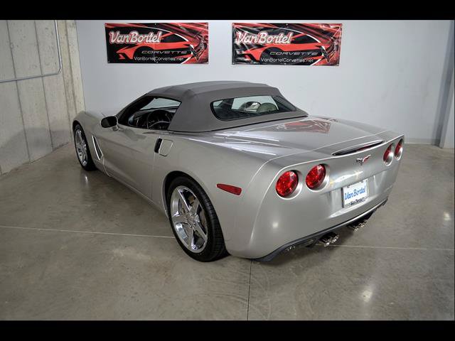Used 2007 Chevrolet Corvette Convertible w/ Preferred Equipment Group RWD image 5