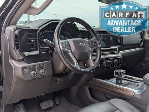 Used 2024 Chevrolet Silverado 1500 LT Trail Boss w/ Convenience Package II AWD/4WD image 8
