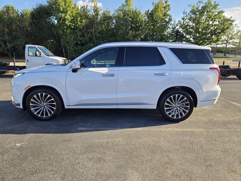 Used 2025 Hyundai Palisade Calligraphy FWD image 7