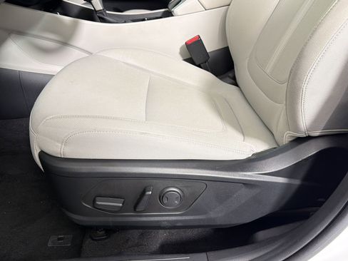 Used 2025 Hyundai Tucson SEL FWD image 11