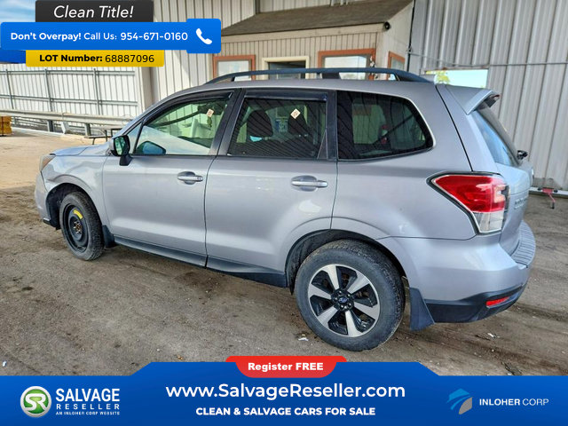 Used 2018 Subaru Forester 2.5i Premium w/ All-Weather Package AWD/4WD image 3