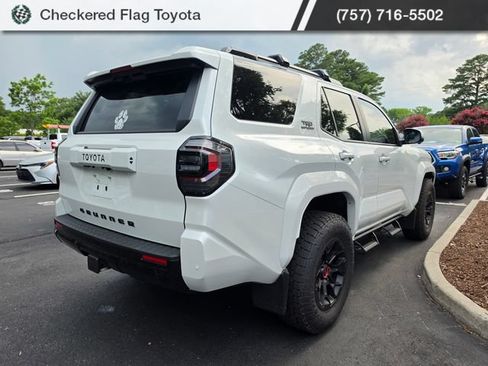 Used 2025 Toyota 4Runner TRD Sport Premium AWD/4WD image 6