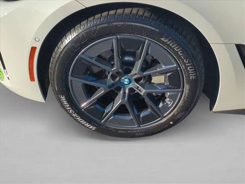 Used 2023 BMW i4 eDrive35 w/ Premium Package RWD image 25