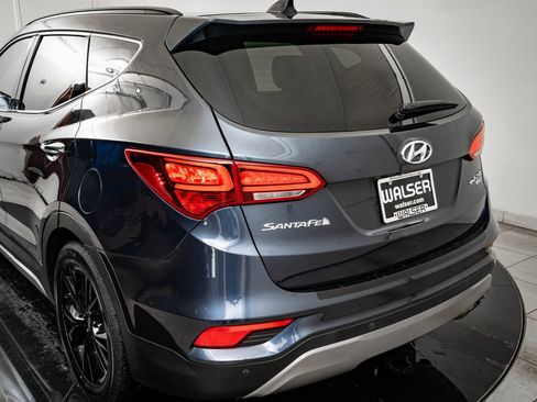 Used 2017 Hyundai Santa Fe Sport image 19