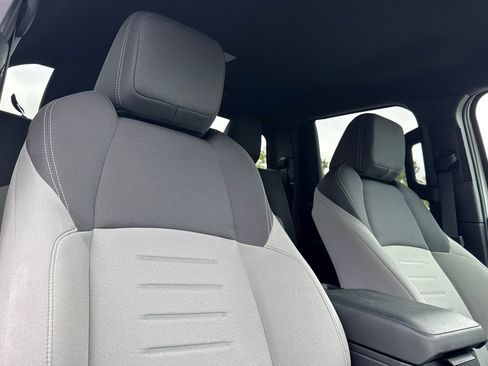 Used 2025 Toyota Tacoma TRD Off-Road image 20