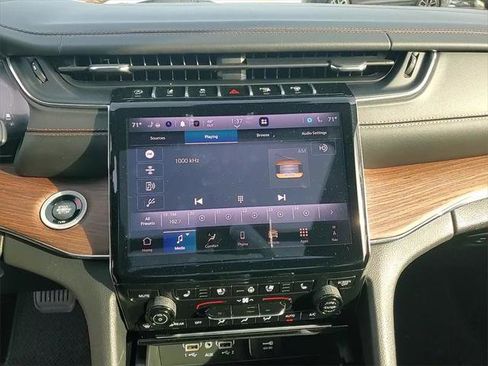 Certified 2025 Jeep Grand Cherokee Summit image 16