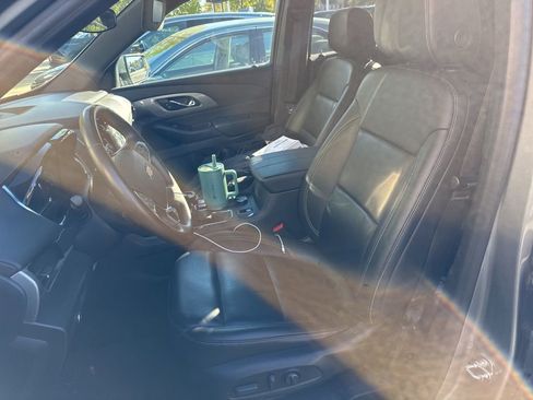 Certified 2023 Chevrolet Traverse LT image 7