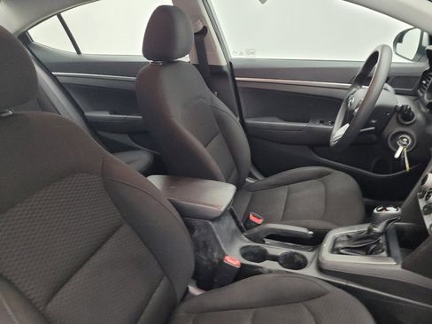 Used 2019 Hyundai Elantra SE w/ Cargo Package FWD image 21