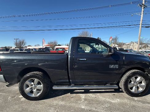 Used 2016 RAM 1500 Big Horn image 10