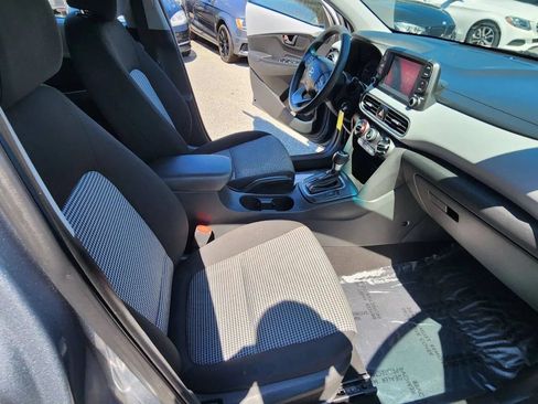 Used 2018 Ford F150 XL w/ Equipment Group 101A Mid AWD/4WD image 14