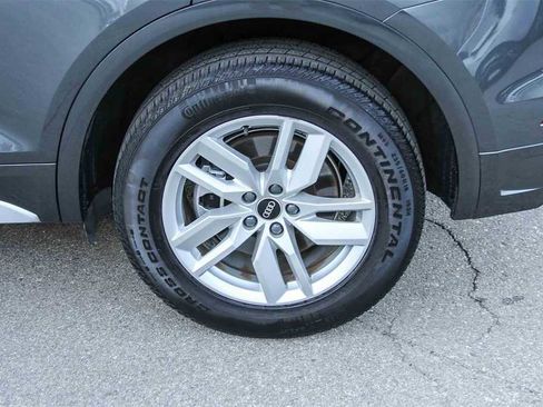 Used 2022 Audi Q5 2.0T Premium w/ Convenience Package image 10