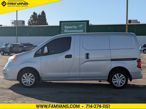 Used 2017 Nissan NV200 SV w/ Technology Package image 4