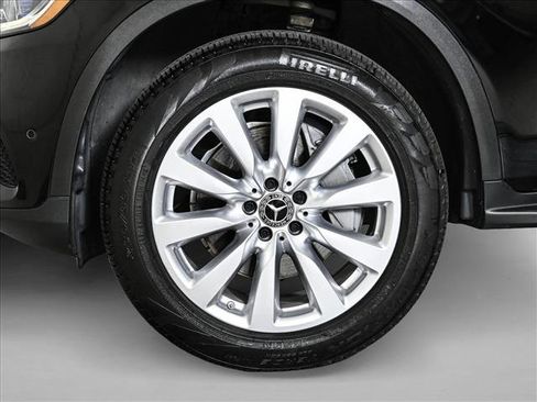 Used 2020 Mercedes-Benz GLC 300 4MATIC image 26
