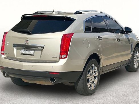 Used 2015 Cadillac SRX Luxury w/ Driver Awareness Package FWD image 2