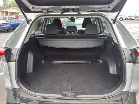 Used 2025 Toyota RAV4 XLE AWD/4WD image 23
