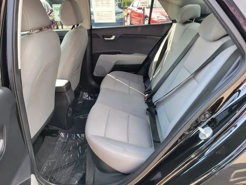 Used 2020 Kia Rio S image 4