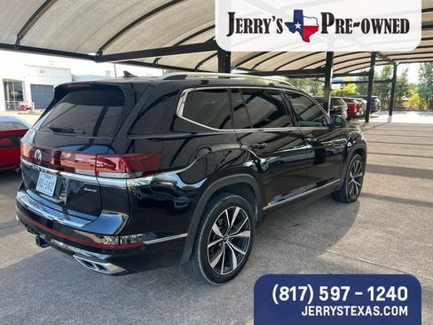 Used 2024 Volkswagen Atlas SEL Premium R-Line AWD/4WD image 4