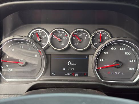 Used 2022 Chevrolet Silverado 2500 Custom w/ Custom Value Package image 24