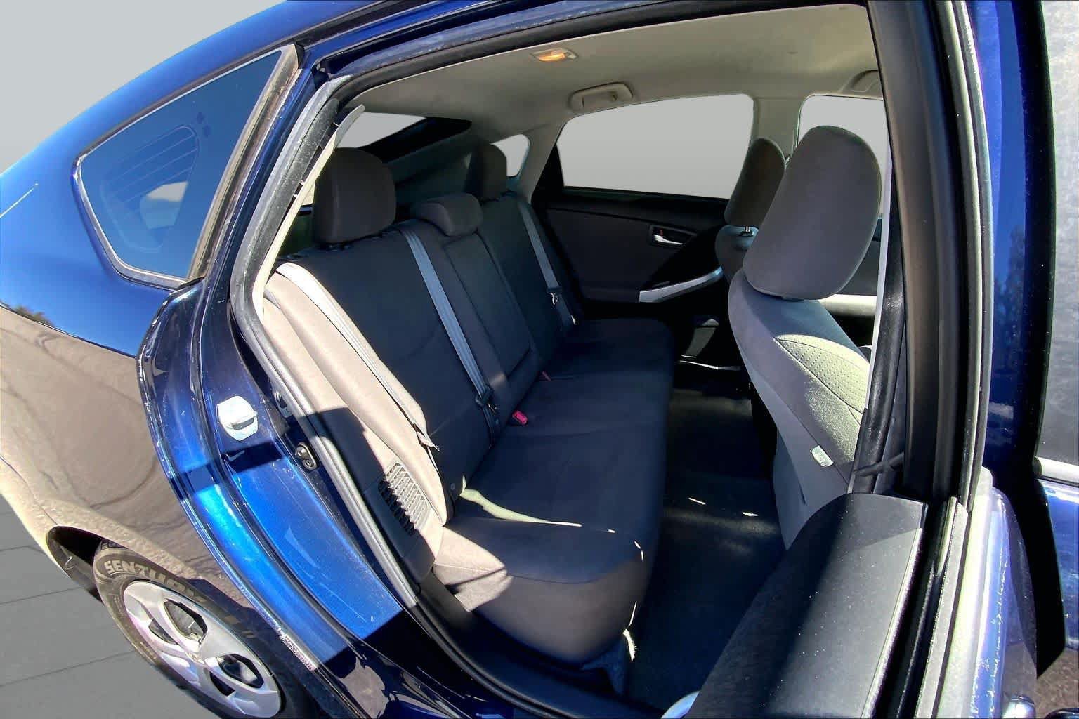 Used 2014 Toyota Prius Three FWD image 19