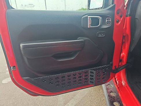 Used 2020 Jeep Wrangler Rubicon w/ LED Lighting Group AWD/4WD image 10