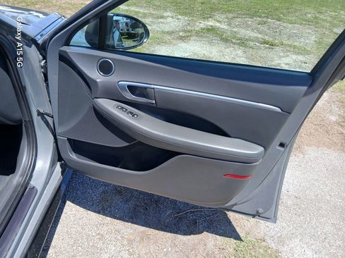 Used 2020 Hyundai Sonata SEL w/ Convenience Package FWD image 17