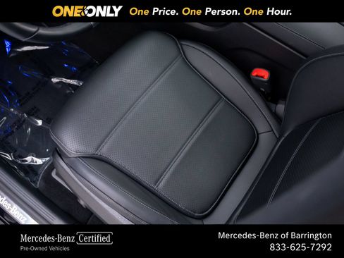 Used 2023 Mercedes-Benz GLC 300 4MATIC image 16
