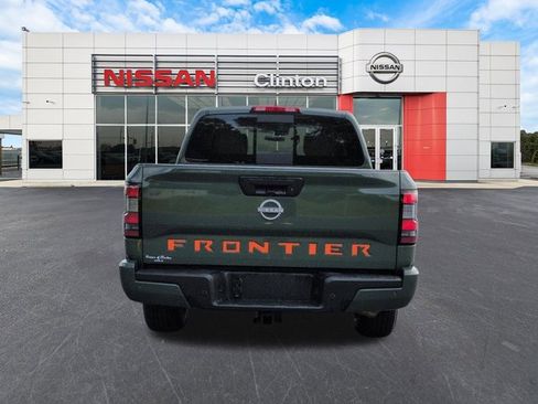 Certified 2025 Nissan Frontier SV w/ SV Convenience Package RWD image 4