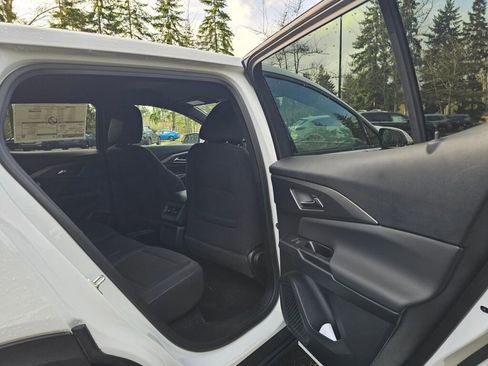 New 2026 Chevrolet Equinox EV LT image 26