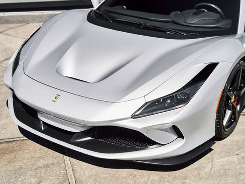Used 2022 Ferrari F8 Tributo RWD image 7